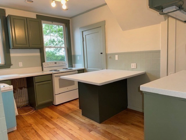 115-117 Brown Ave 2