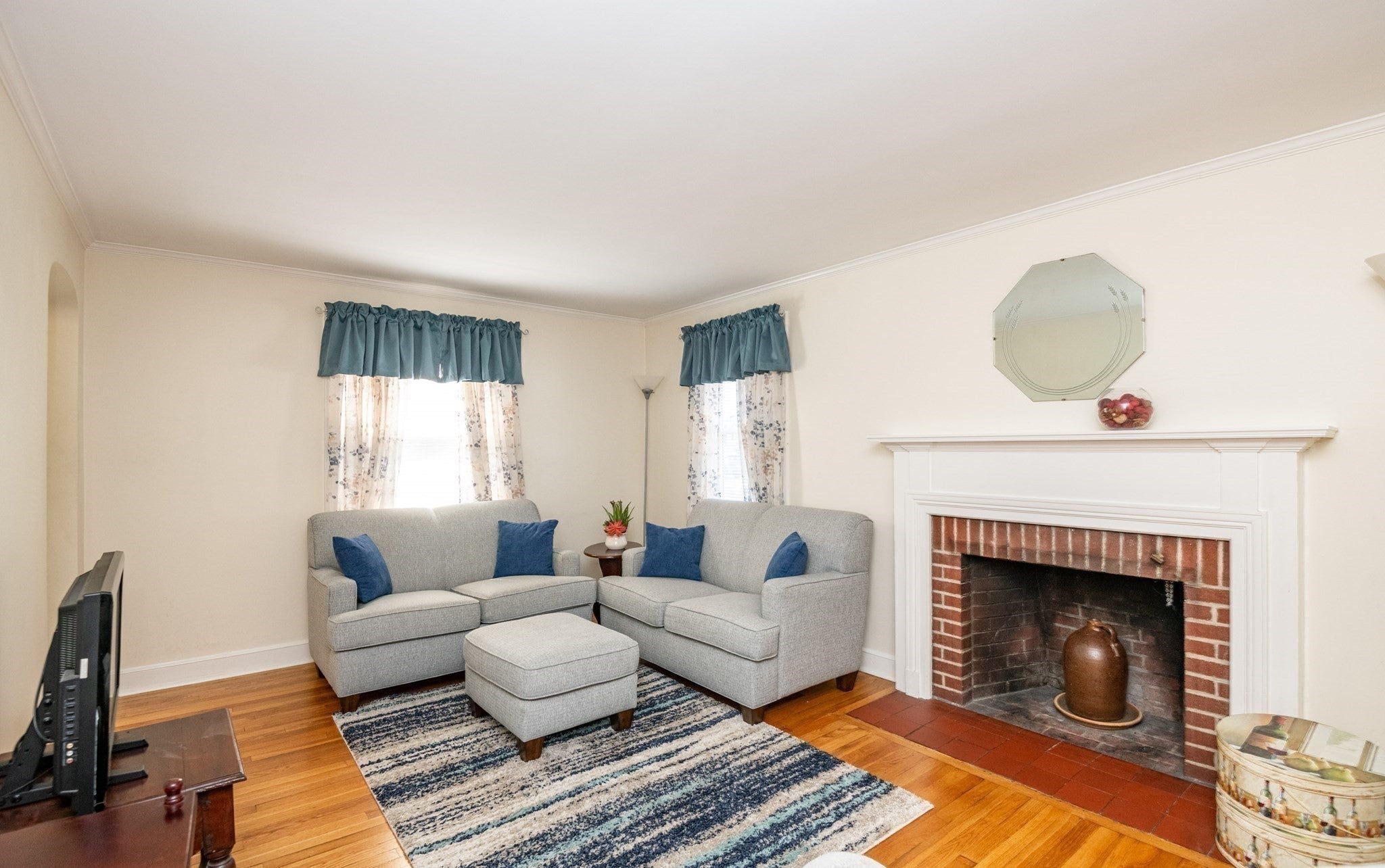 31 Eustis St, Saugus, MA, 31 Eustis St, Saugus, MA Photo #6