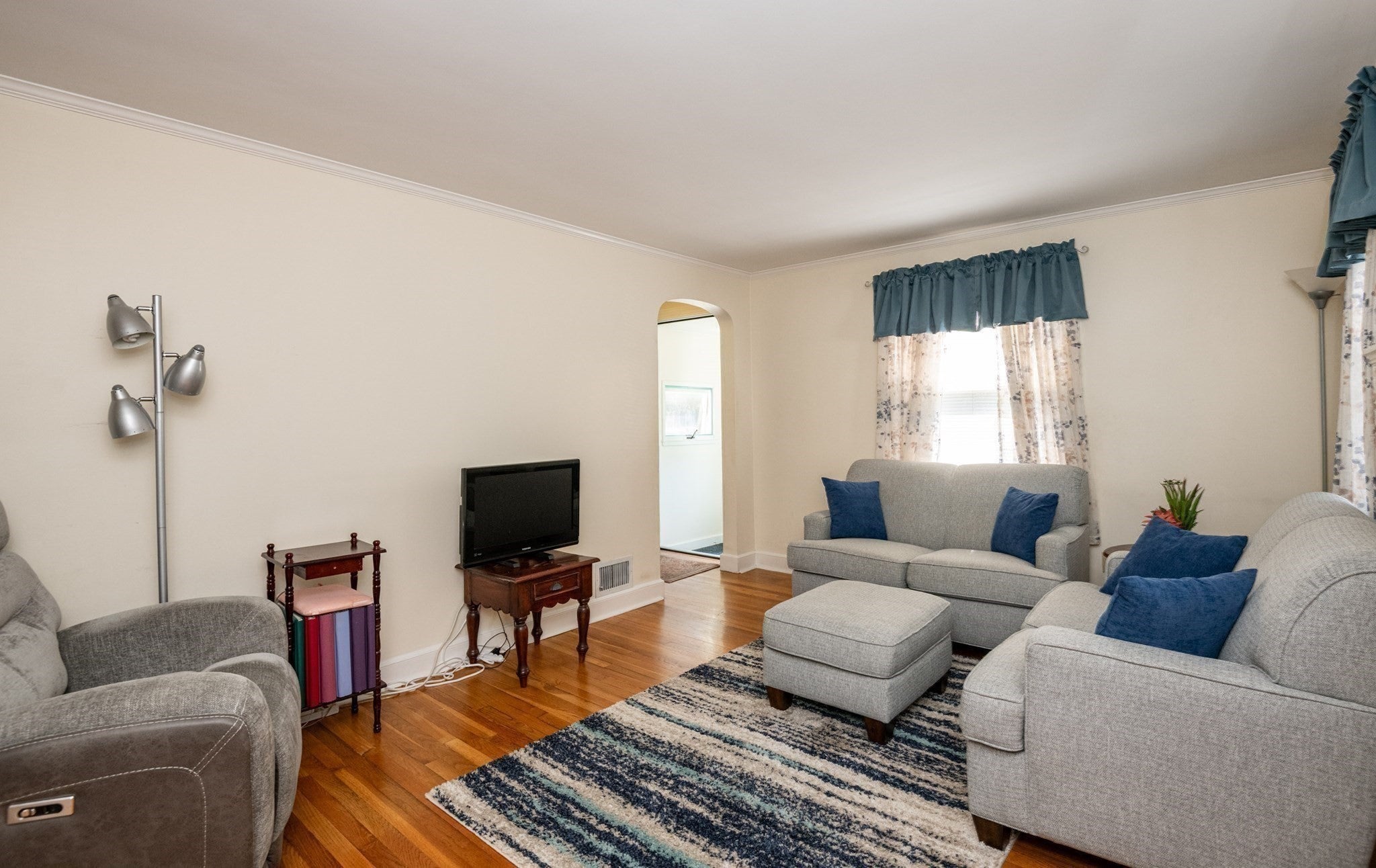 31 Eustis St, Saugus, MA, 31 Eustis St, Saugus, MA Photo #8