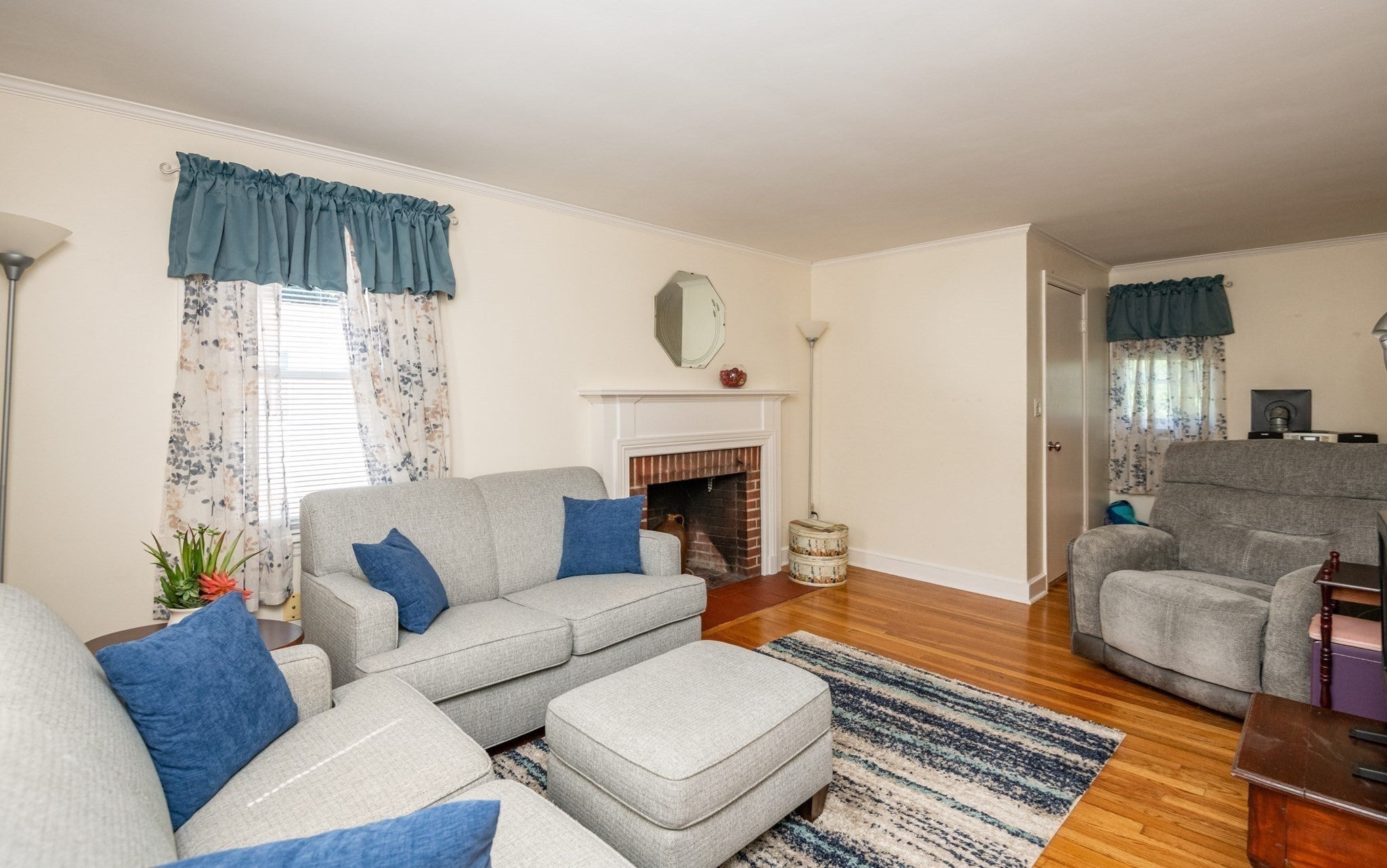 31 Eustis St, Saugus, MA, 31 Eustis St, Saugus, MA Photo #5