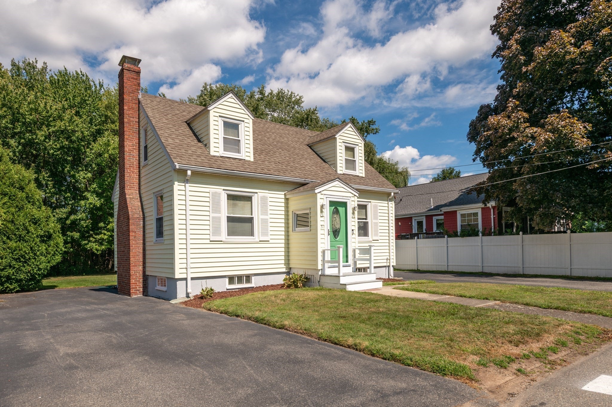31 Eustis St, Saugus, MA, 31 Eustis St, Saugus, MA Photo #2