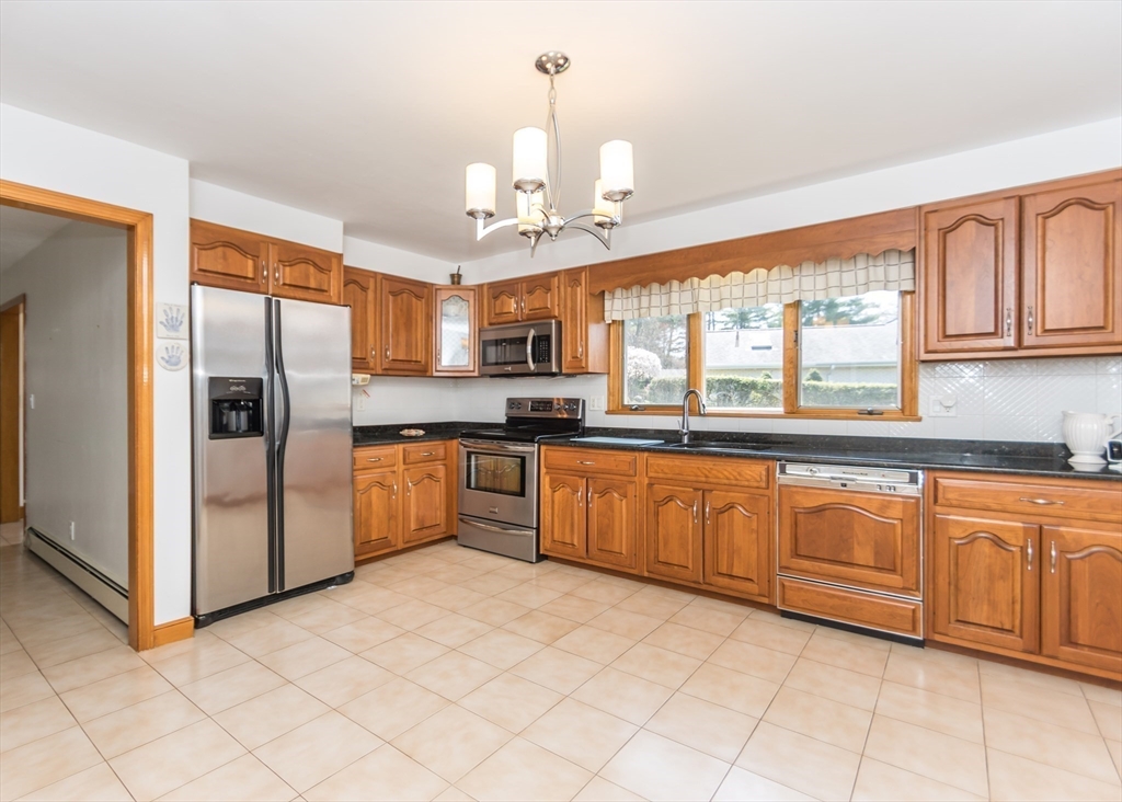 80 Woodcliff Drive