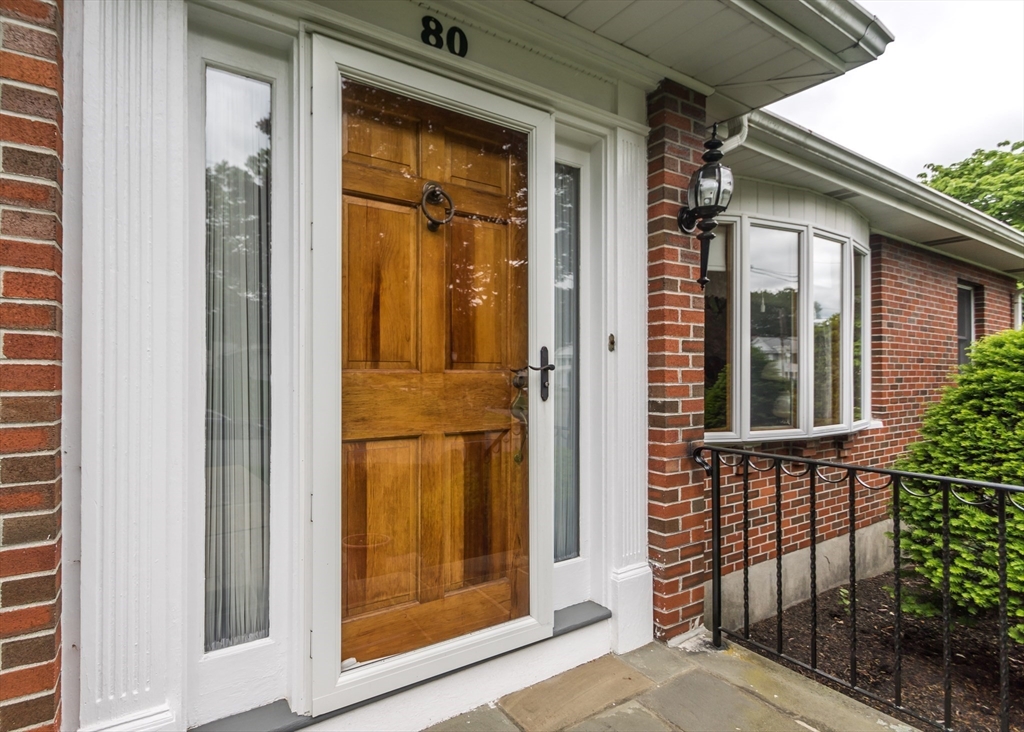 80 Woodcliff Drive