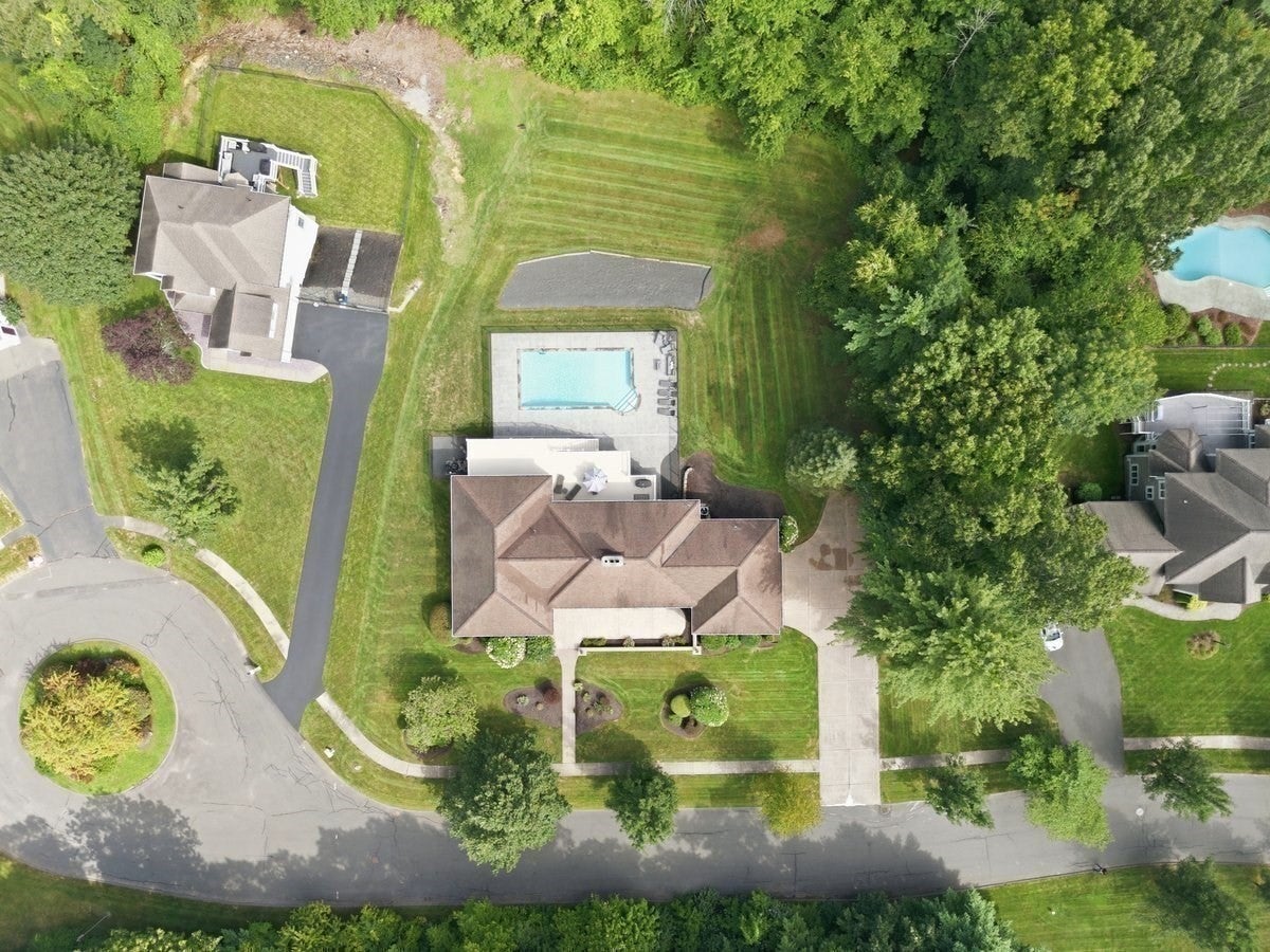 196 High Meadow Dr, West Springfield, MA, 196 High Meadow Dr, West Springfield, MA Photo #38