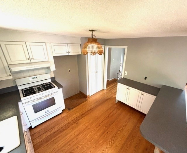 15 Frances Rd