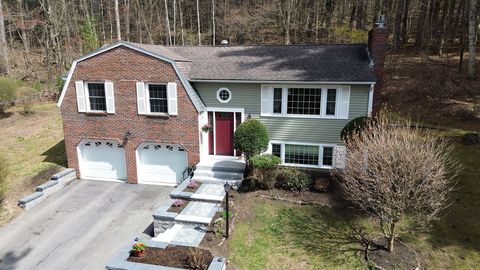 83 Lowell Road Westford MA 01886