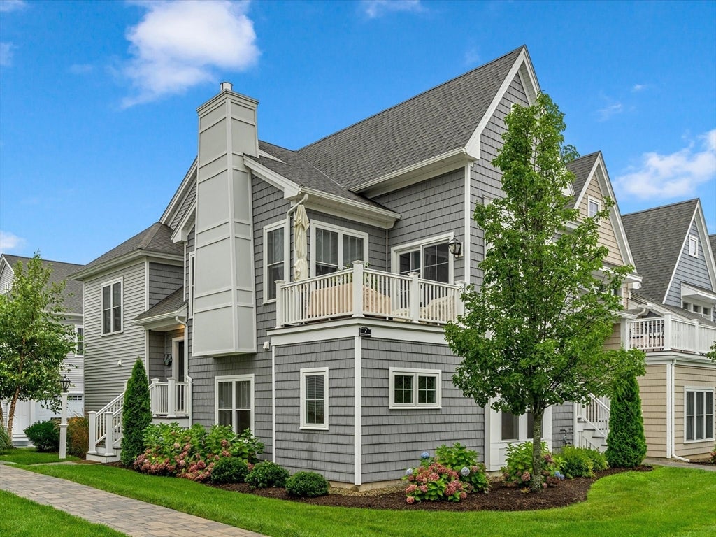 Photo of 7 Sunflower Way, Plymouth, MA