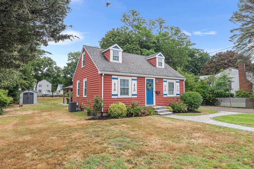 37 Idlewell St