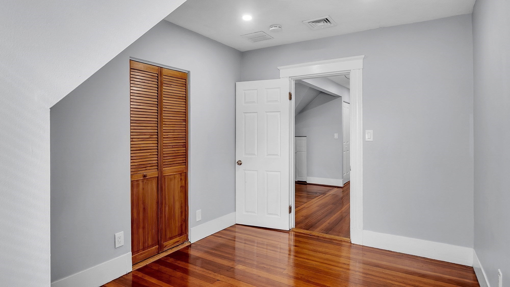 90 Cypress St #2, Watertown, MA Photo #12