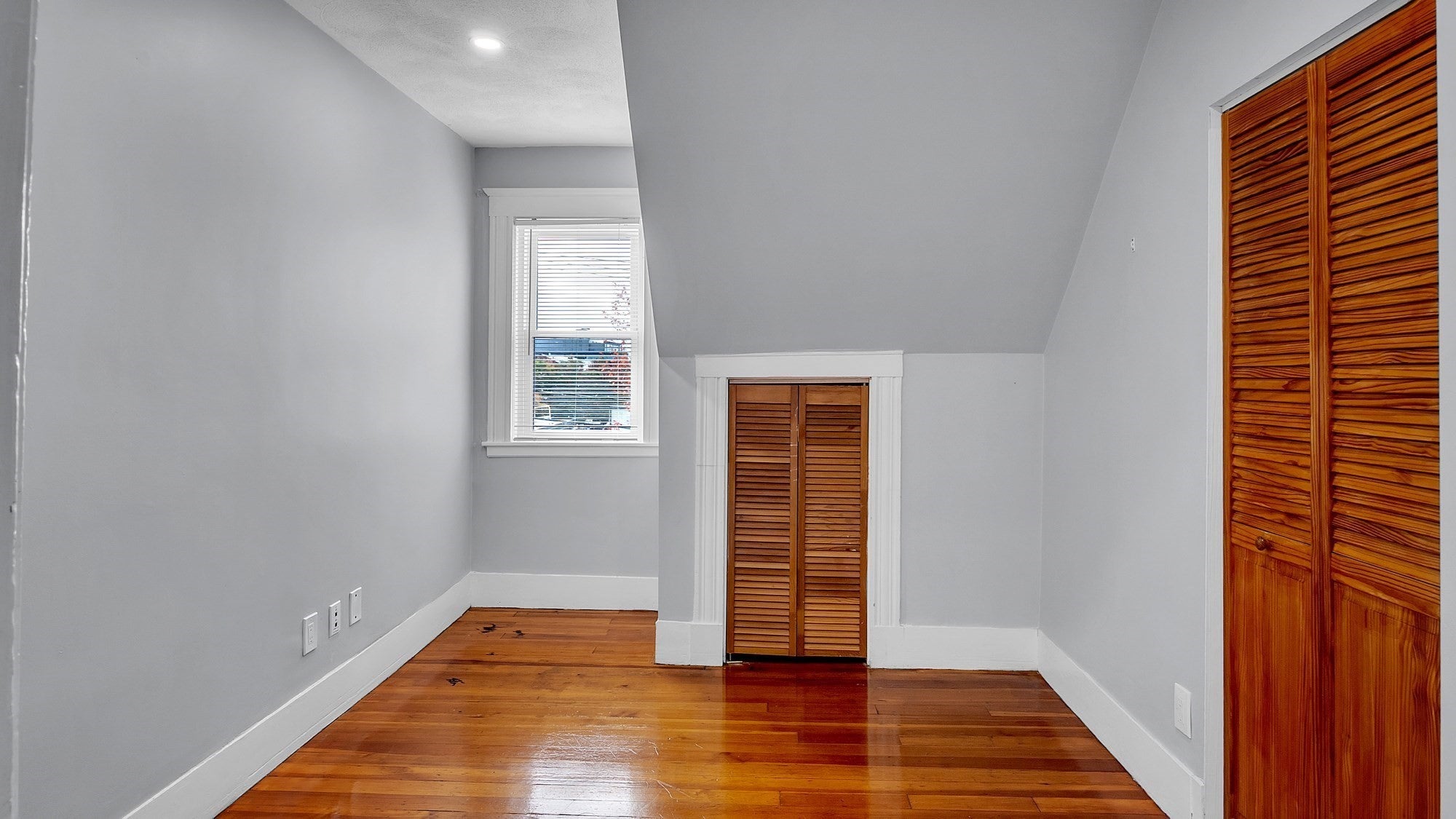 90 Cypress St #2, Watertown, MA Photo #11