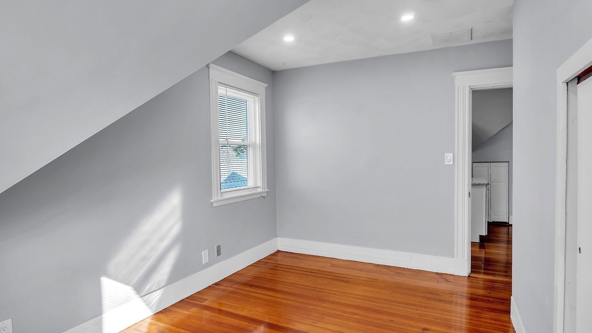 90 Cypress St #2, Watertown, MA Photo #16