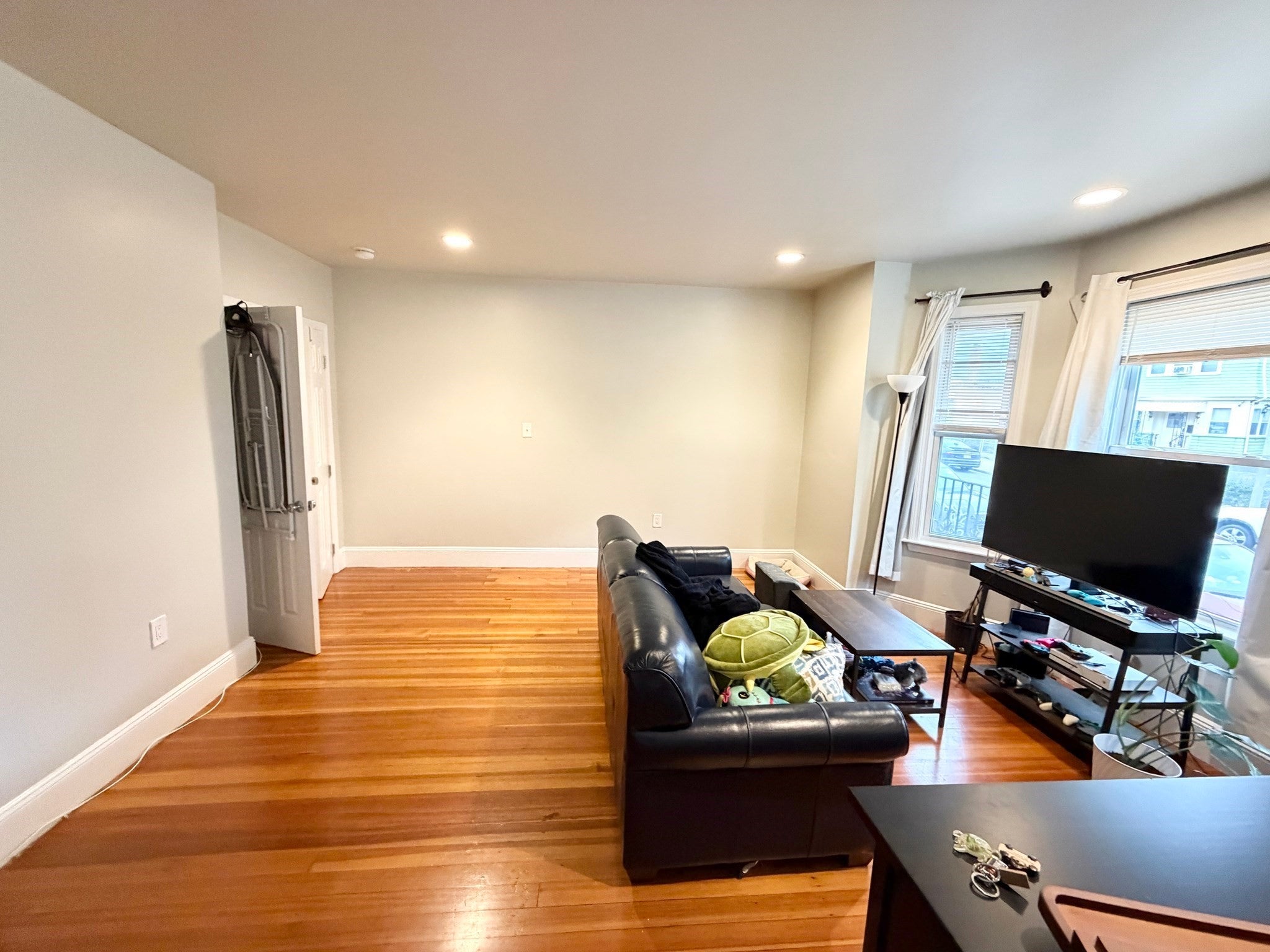 11 Glenway St #1, Boston, MA Photo #4