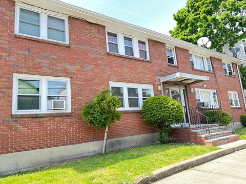 Photo of 49 Laighton St #4, Lynn, MA 01902 (MLS # 73526601)