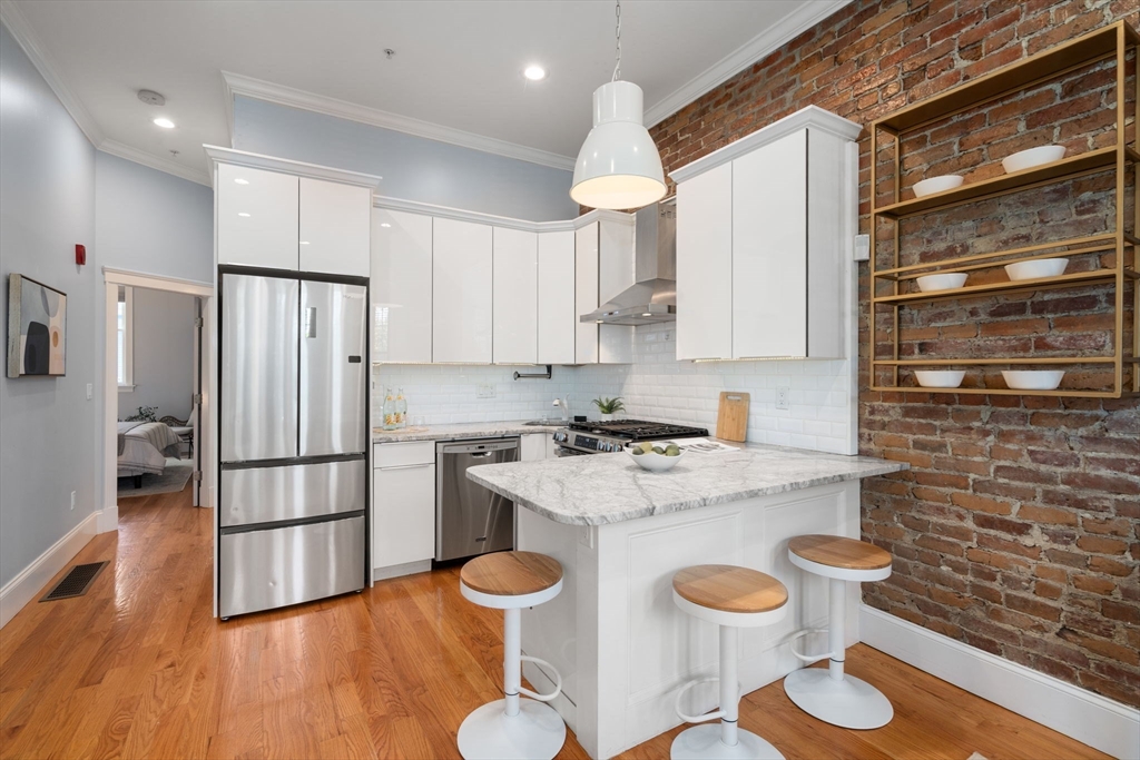 9 Everett Ave 1