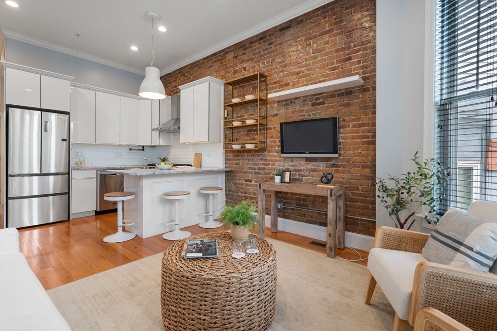Photo of 9 Everett Ave #1, Boston, MA 02125 (MLS # 73529227)