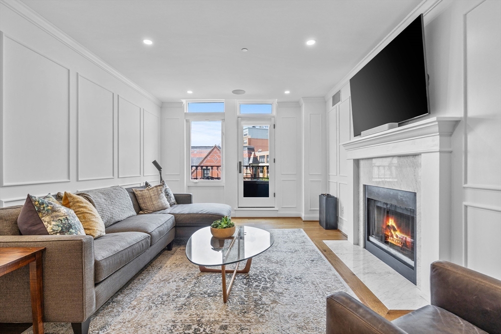 75 Clarendon St 505