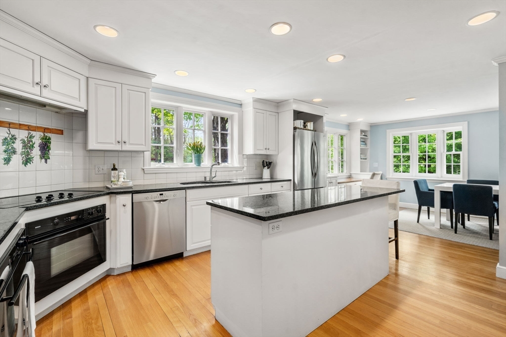12 Greystone Road, Dover, MA Photo #8