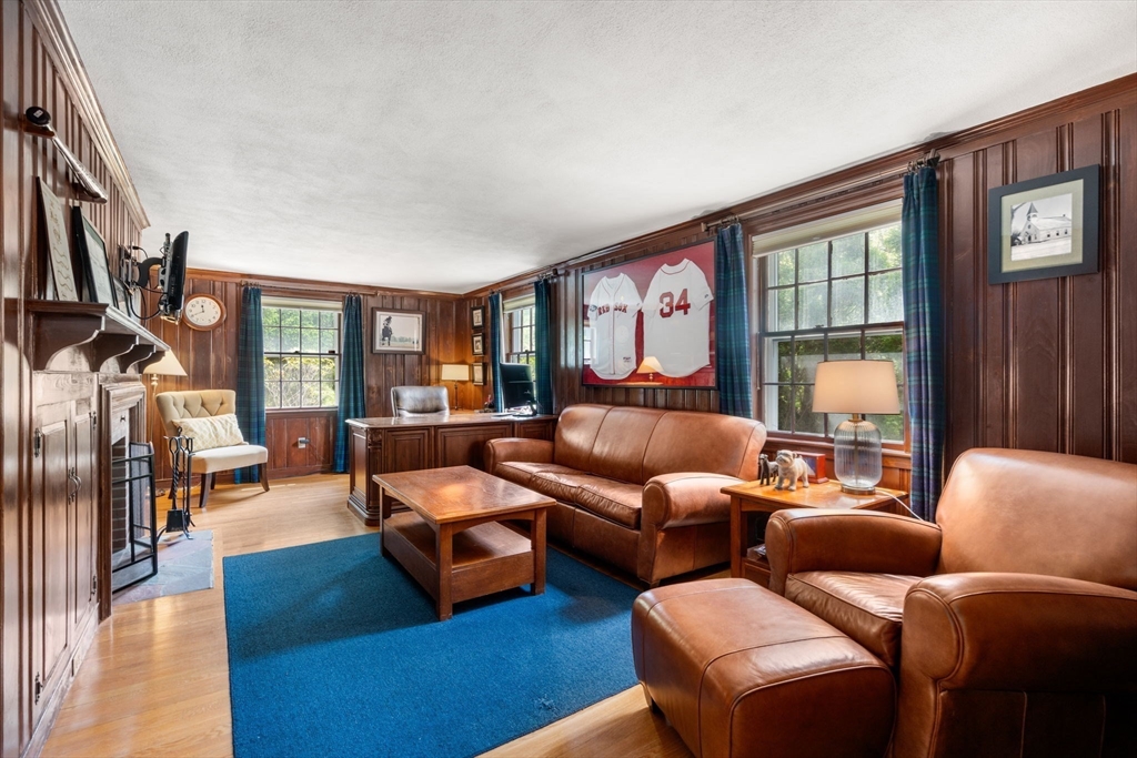 12 Greystone Road, Dover, MA Photo #6