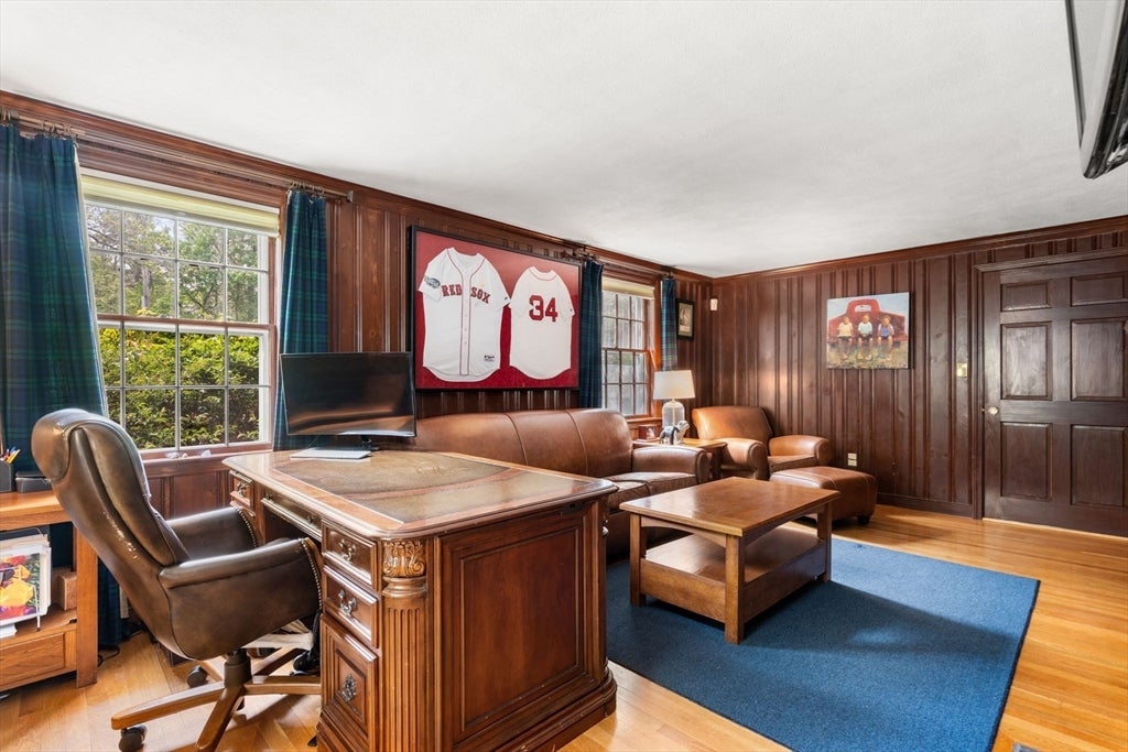 12 Greystone Road, Dover, MA Photo #7