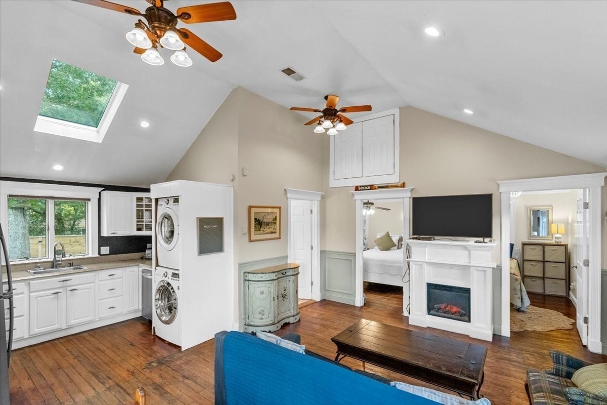14 Sullivan Ave, Plymouth, MA Photo #7