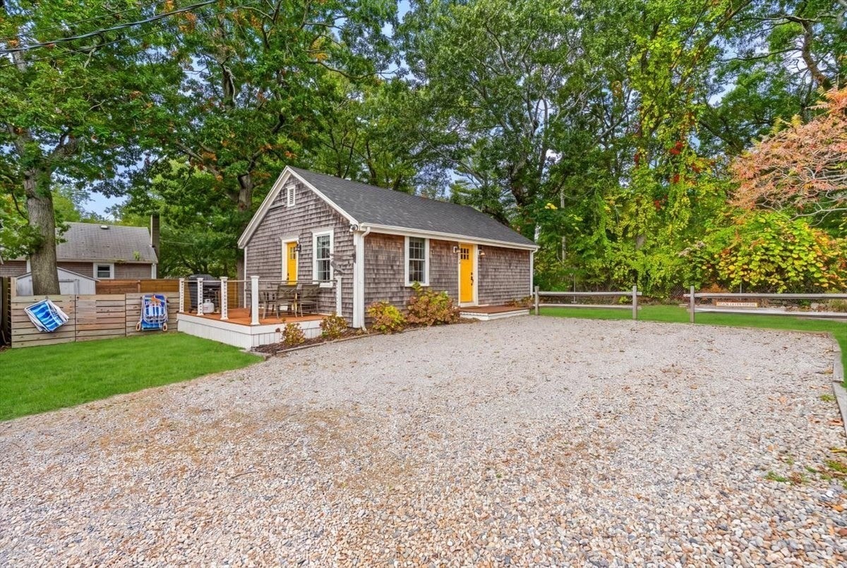 14 Sullivan Ave, Plymouth, MA Photo #3