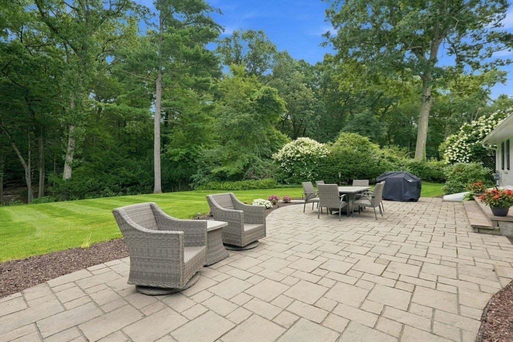 131 Prynnwood Rd, Longmeadow, MA, 131 Prynnwood Rd, Longmeadow, MA Photo #5