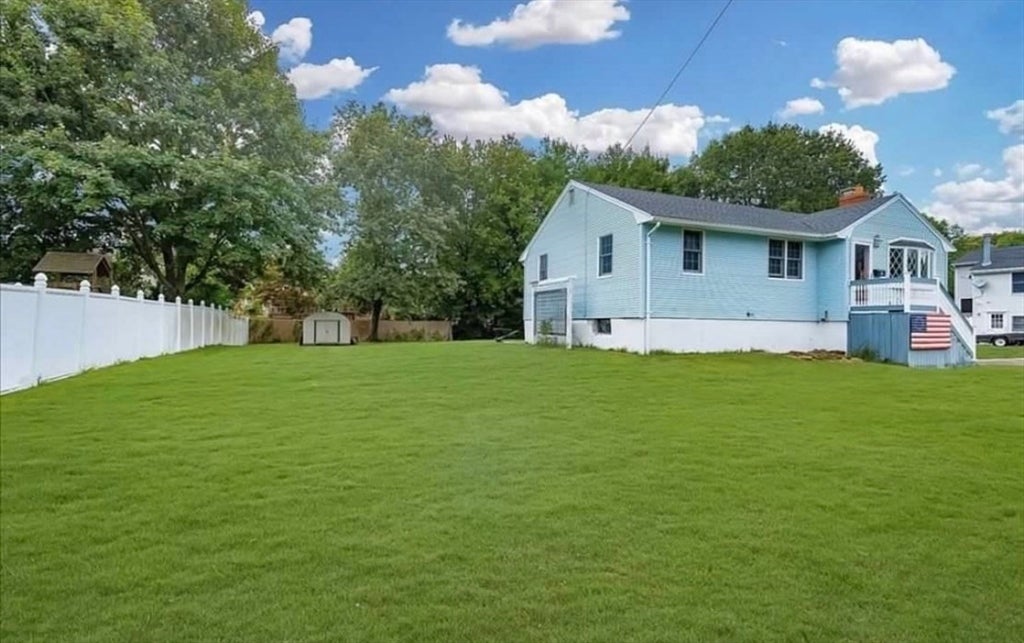 18 Dana Rd