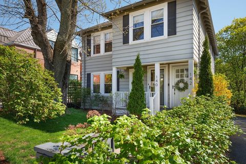 140 Trapelo Rd 140 Belmont MA 02478