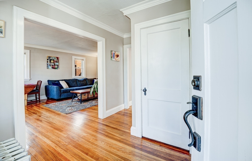 140 Trapelo Rd 140