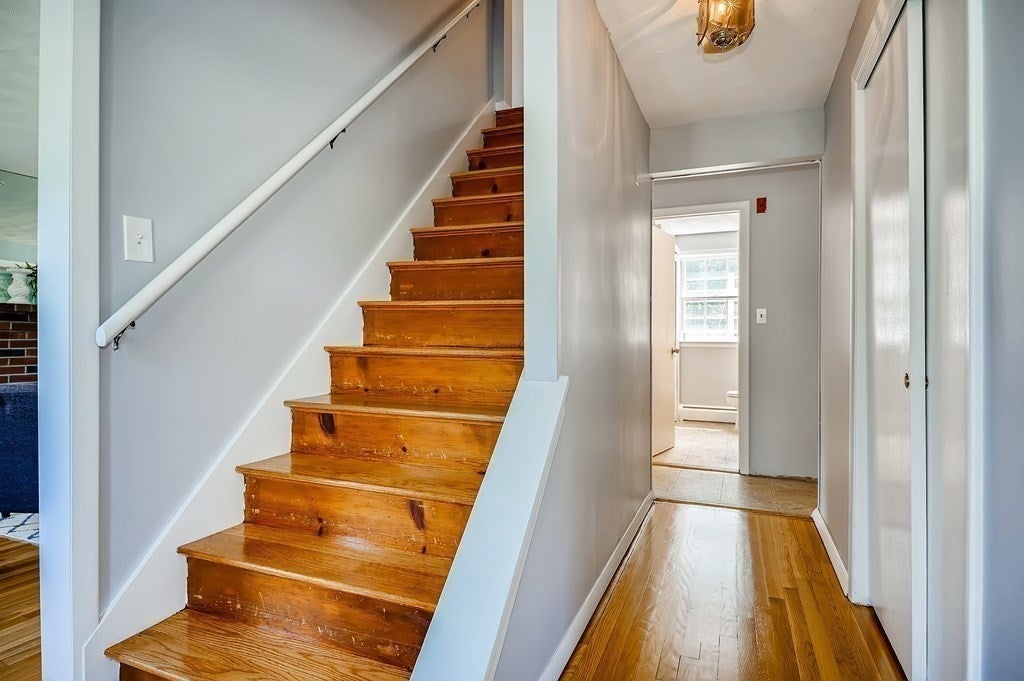 16 Phillip Ave, Burlington, MA, 16 Phillip Ave, Burlington, MA Photo #26