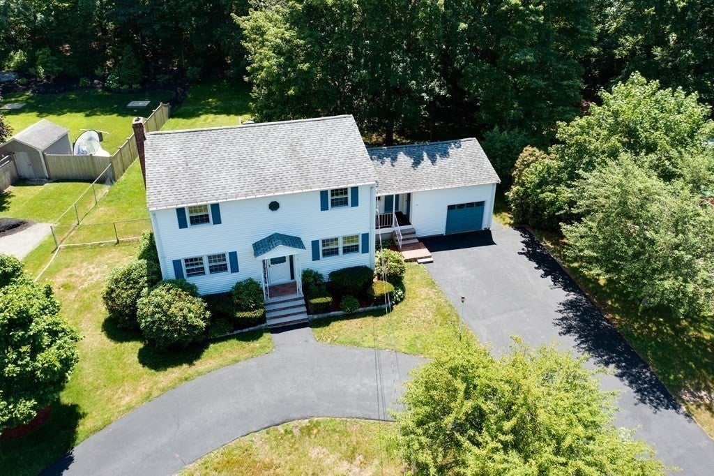 16 Phillip Ave, Burlington, MA, 16 Phillip Ave, Burlington, MA Photo #4