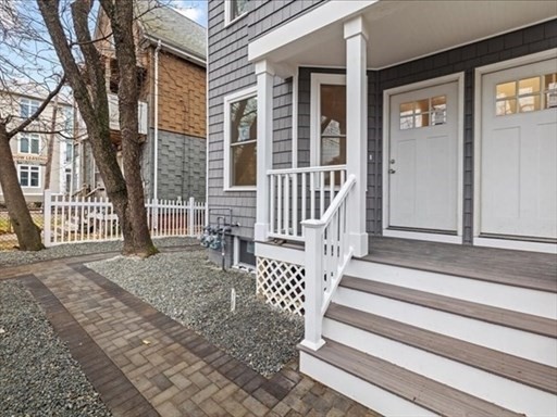 17 Cameron Avenue 17