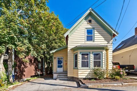 12 Harold Avenue Gloucester MA 01930
