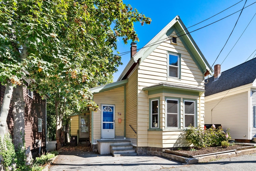12 Harold Avenue