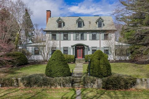 45 Forest Ave Swampscott MA 01907