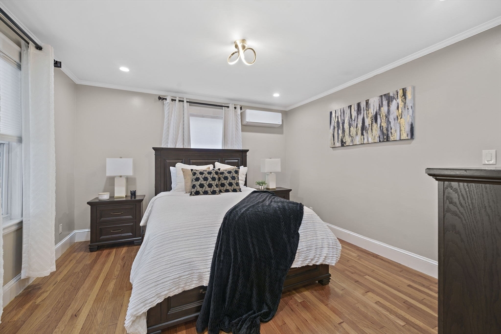 38-40 Governor Winthrop Rd