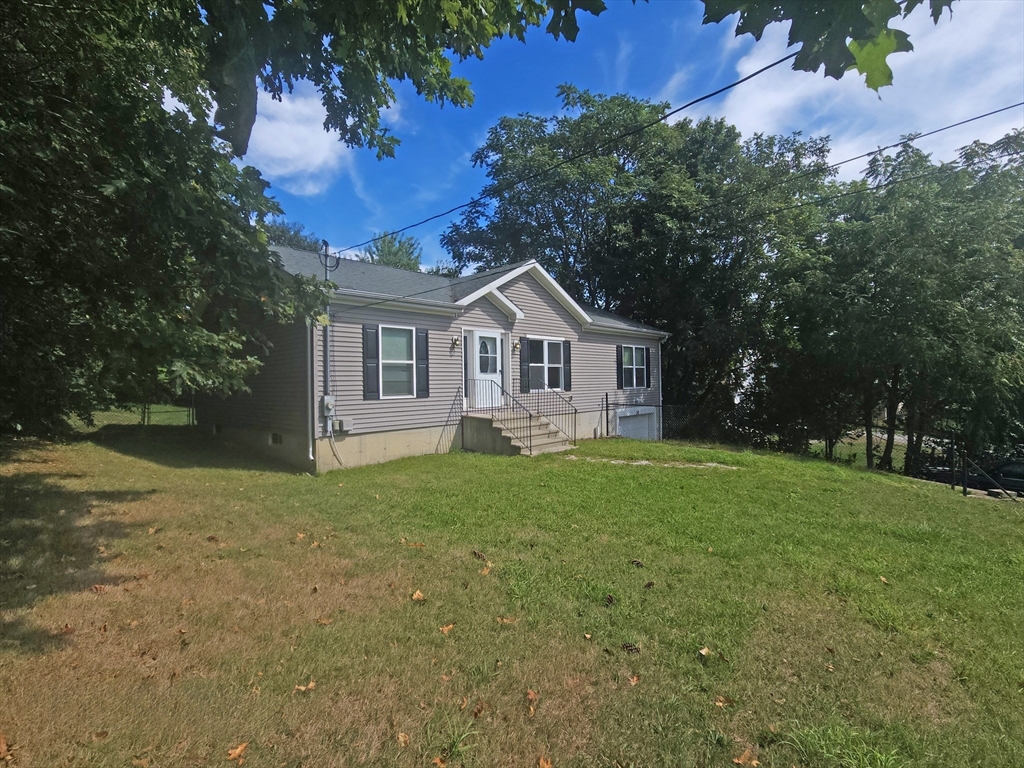 28 Brooks St