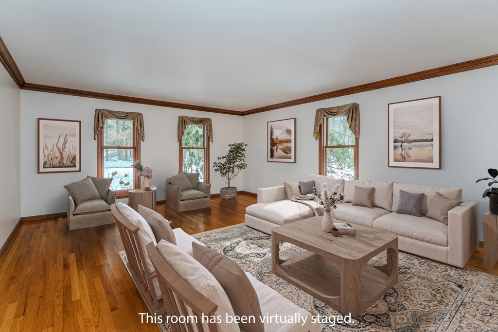 63 Larkspur Dr