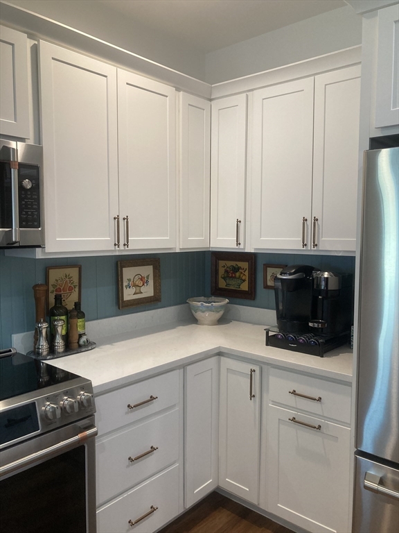 8 Salisbury Hill Blvd 76