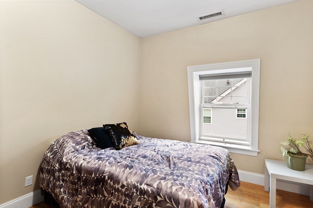 75 Pine St #31, Waltham, MA, 75 Pine St #31, Waltham, MA Photo #14