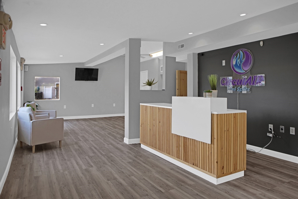 165 Massachusetts Ave