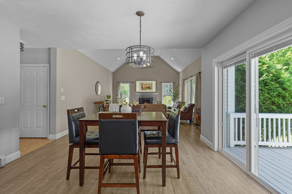 3 Foster Dr