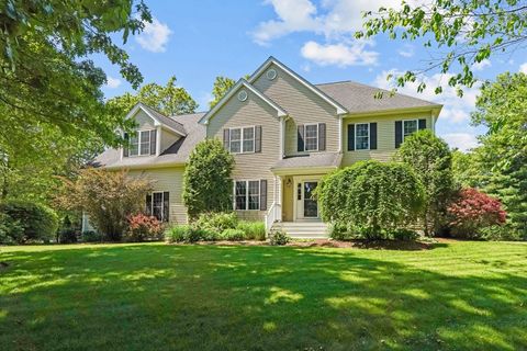 3 Foster Dr Norton MA 02766