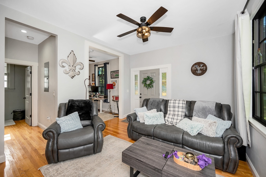 6 Edgehill Rd