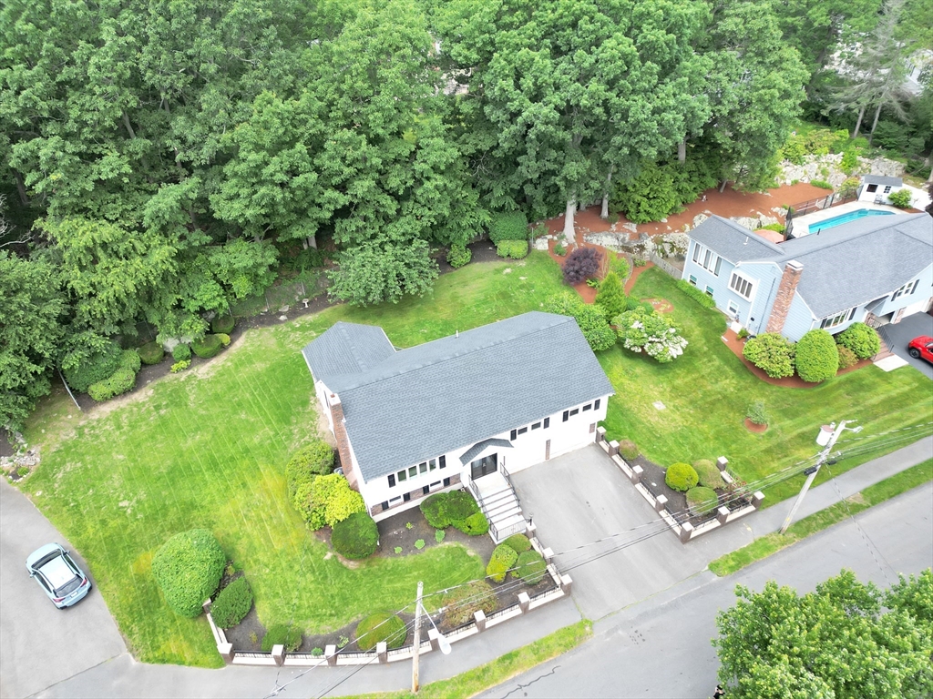 61 Cynthia Rd