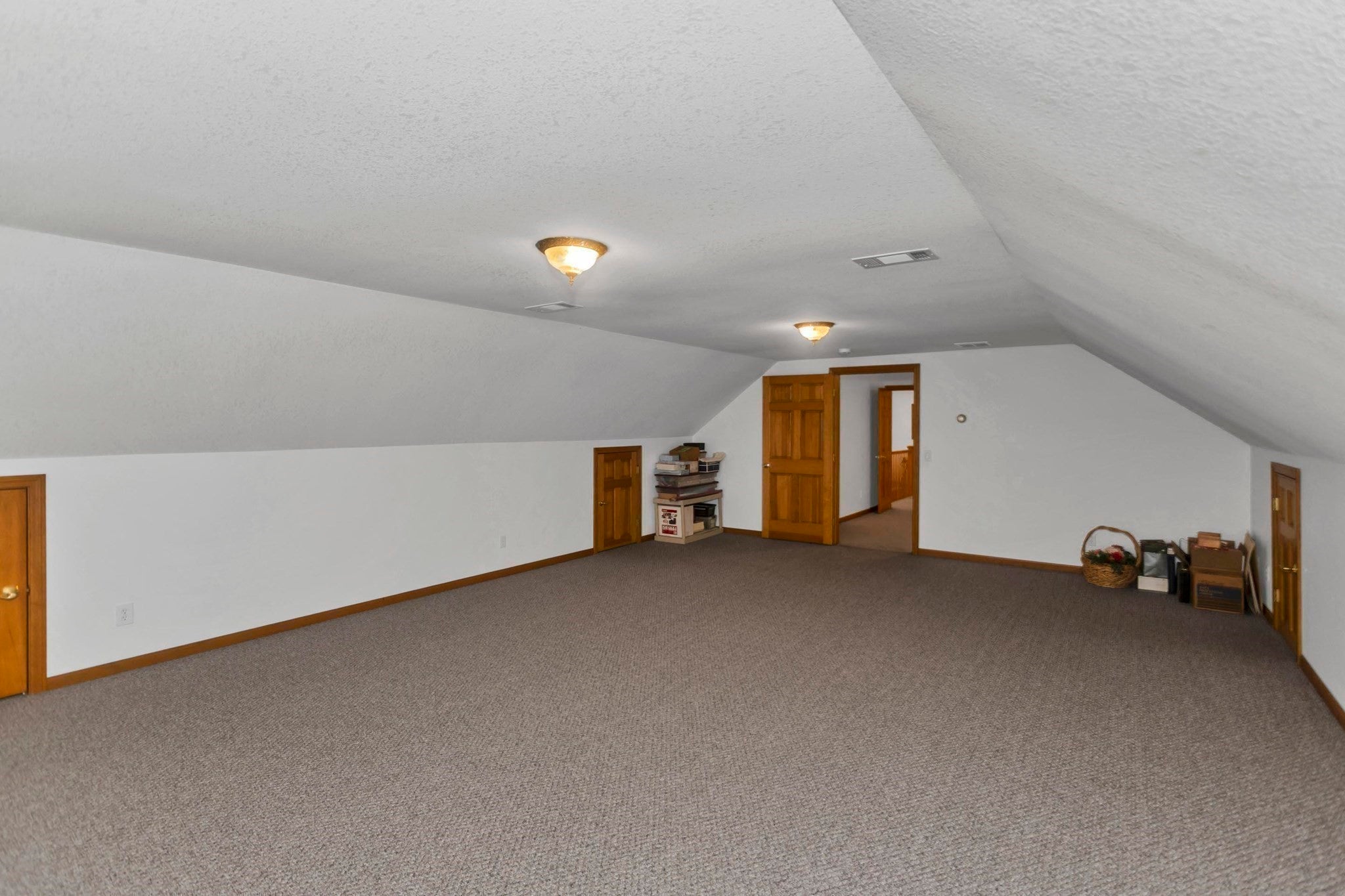 27 Landing Dr, Chicopee, MA Photo #27