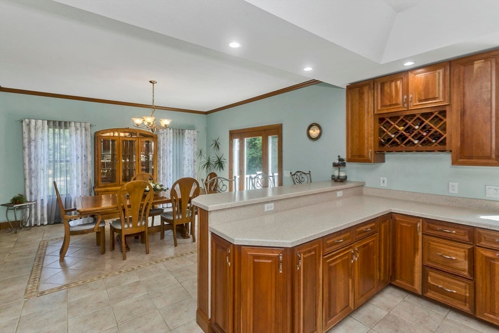 27 Landing Dr, Chicopee, MA, 27 Landing Dr, Chicopee, MA Photo #35