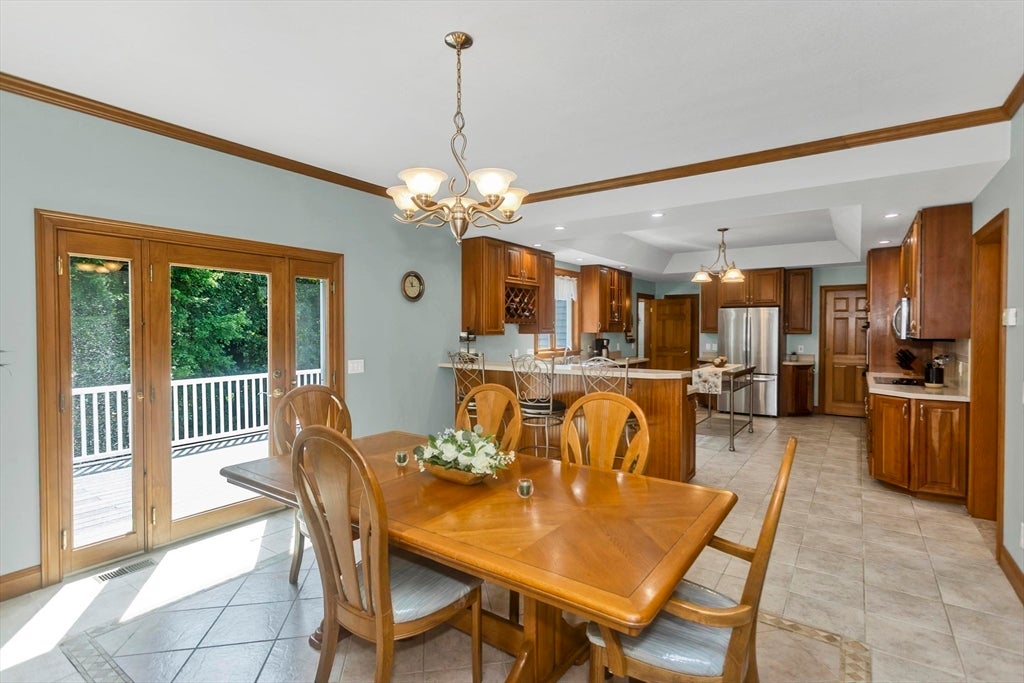27 Landing Dr, Chicopee, MA, 27 Landing Dr, Chicopee, MA Photo #10
