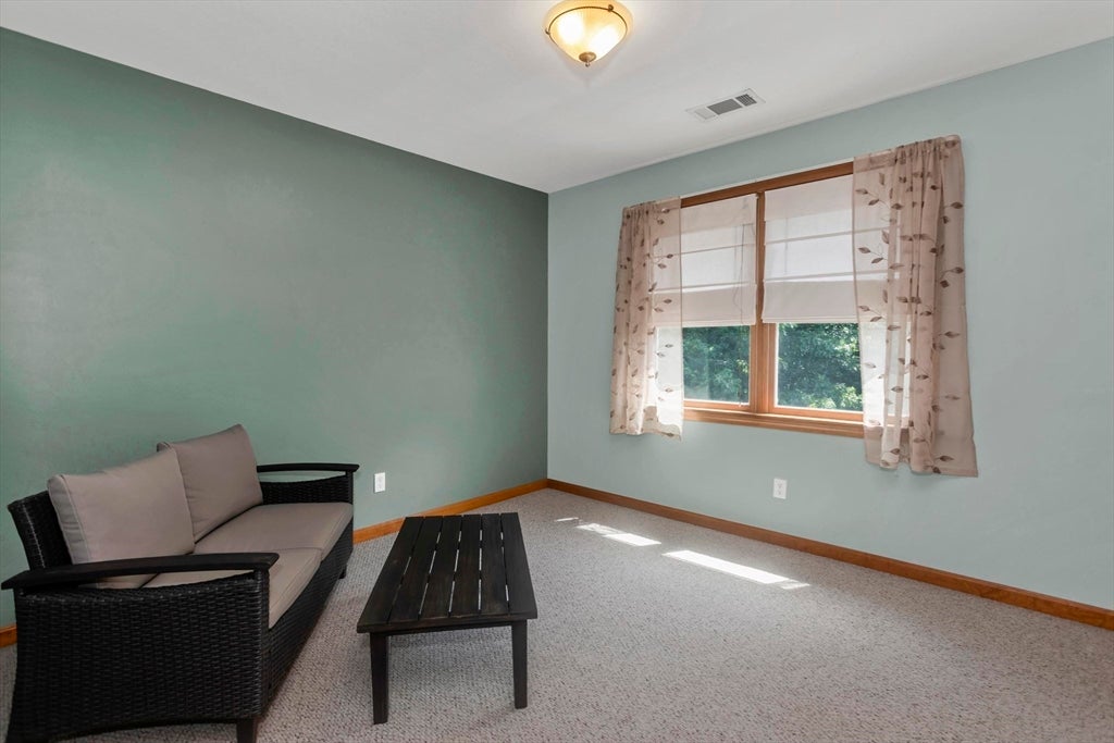 27 Landing Dr, Chicopee, MA, 27 Landing Dr, Chicopee, MA Photo #24