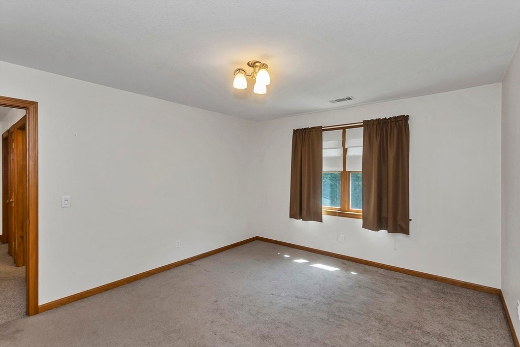 27 Landing Dr, Chicopee, MA, 27 Landing Dr, Chicopee, MA Photo #26